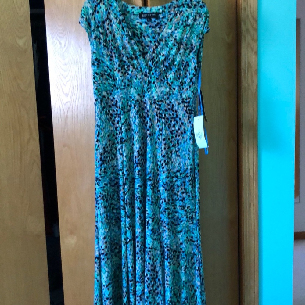 Brand new blue patterned dress